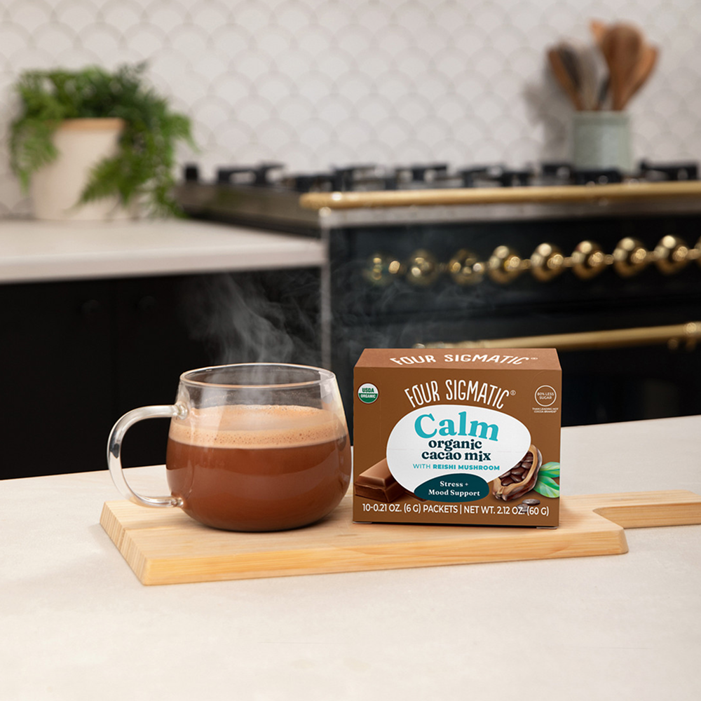 calm-cacao-packets-t0 calm-cocoa-ss-lifestyle2-2026.png