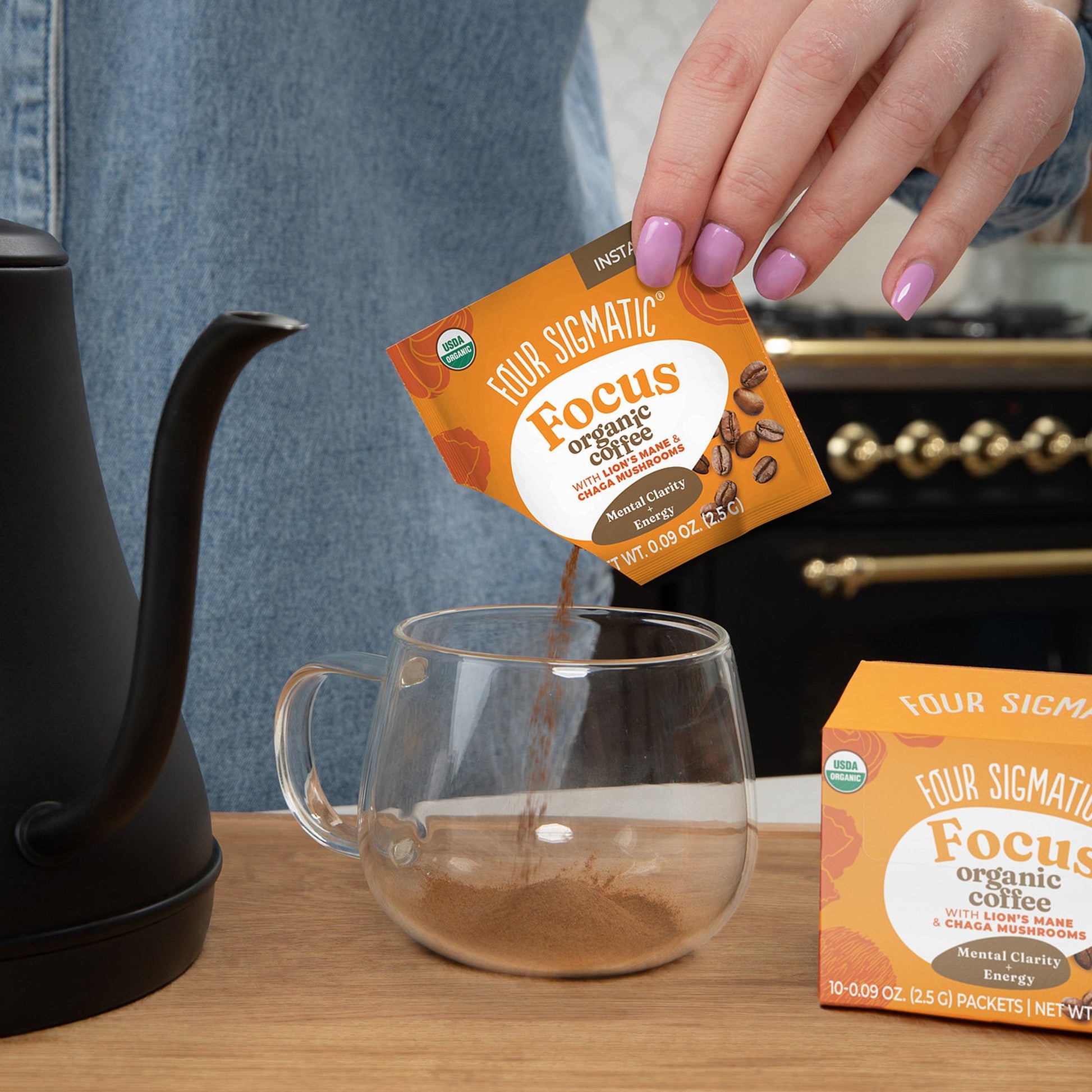 focus-instant-coffee-packets-w4 focus-instant-ss-lifestyle-2026.jpg