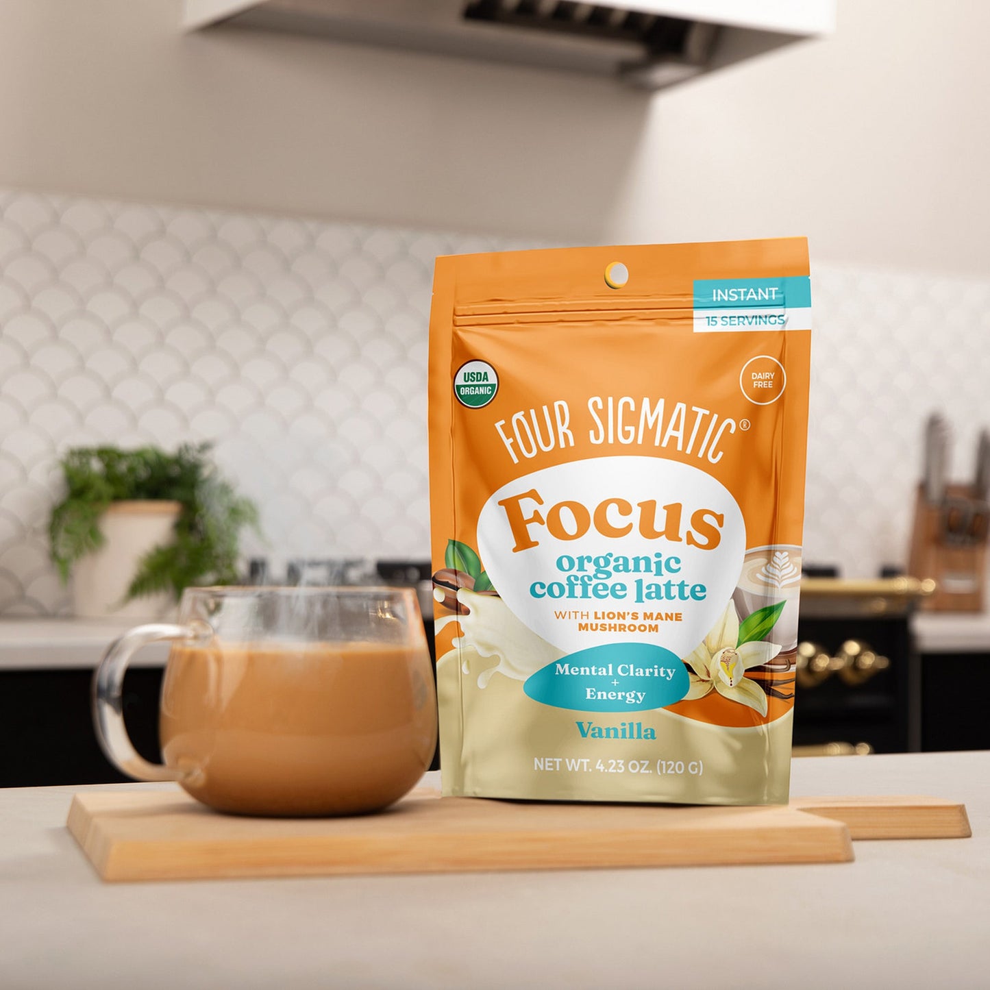 focus-organic-coffee-latte-vanilla-n6 focus-latte-vanilla-lifestyle2.jpg